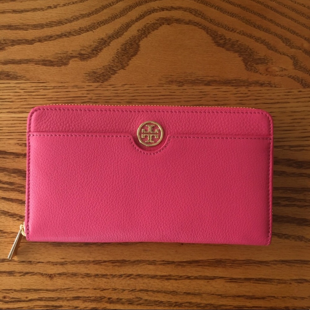 Tory Burch Robinson Continental